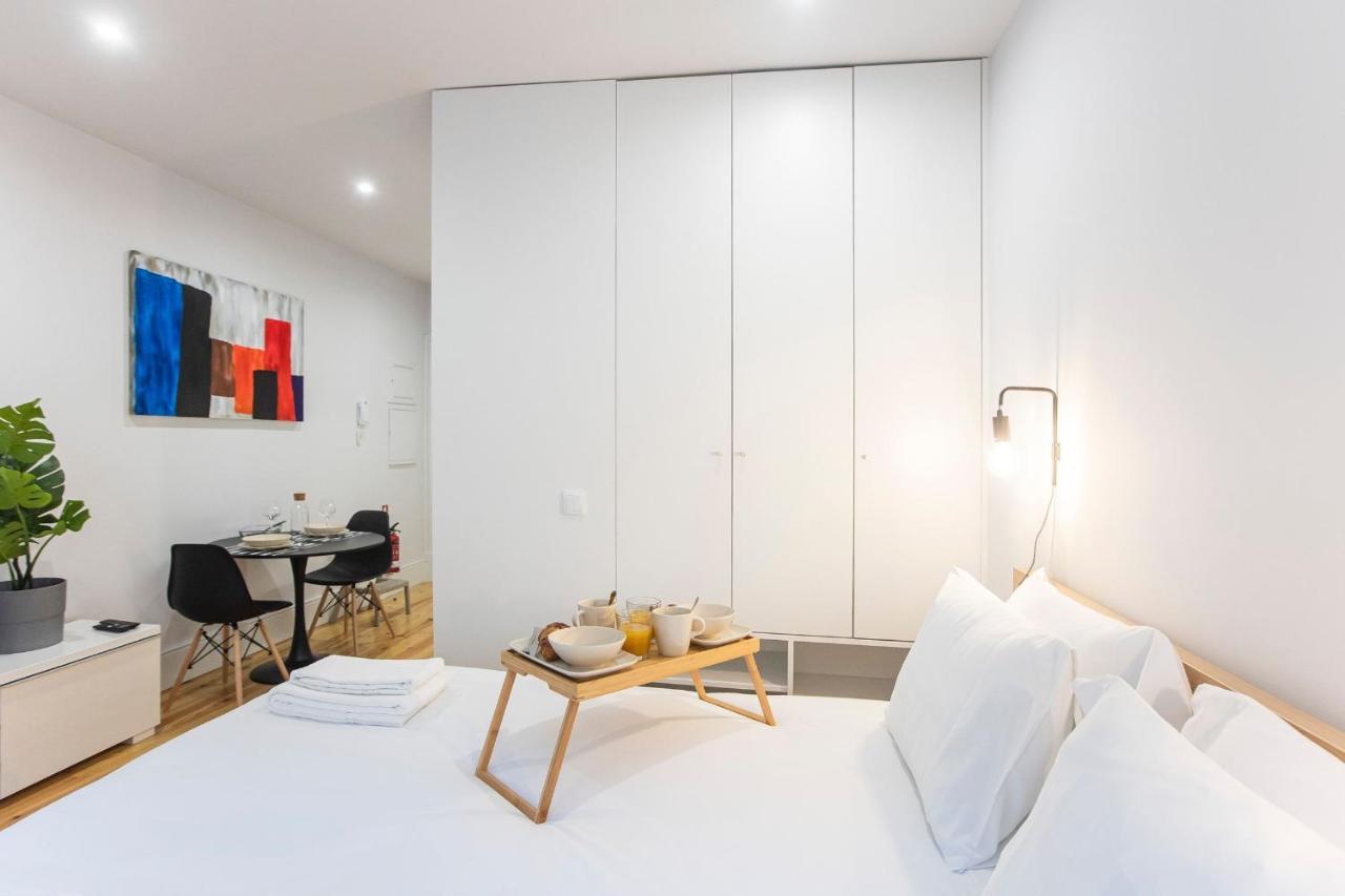 Trendy Vintage Downtown By Lovelystay Porto Eksteriør billede